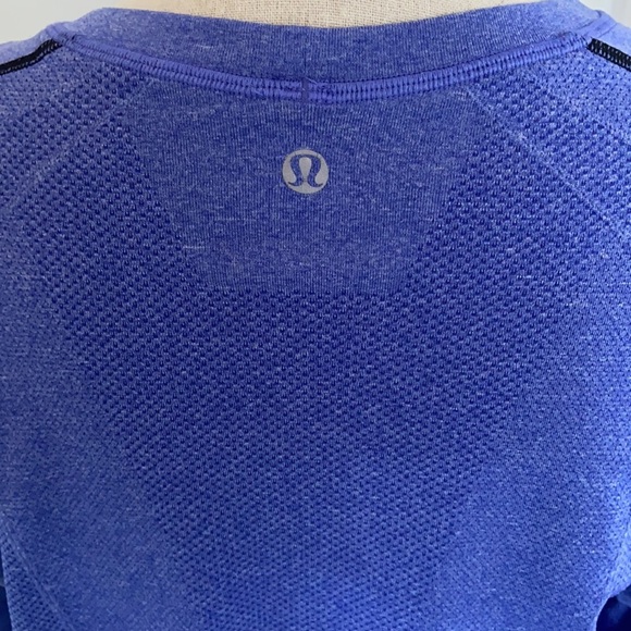 Lululemon athletic shirt - Picture 5 of 9
